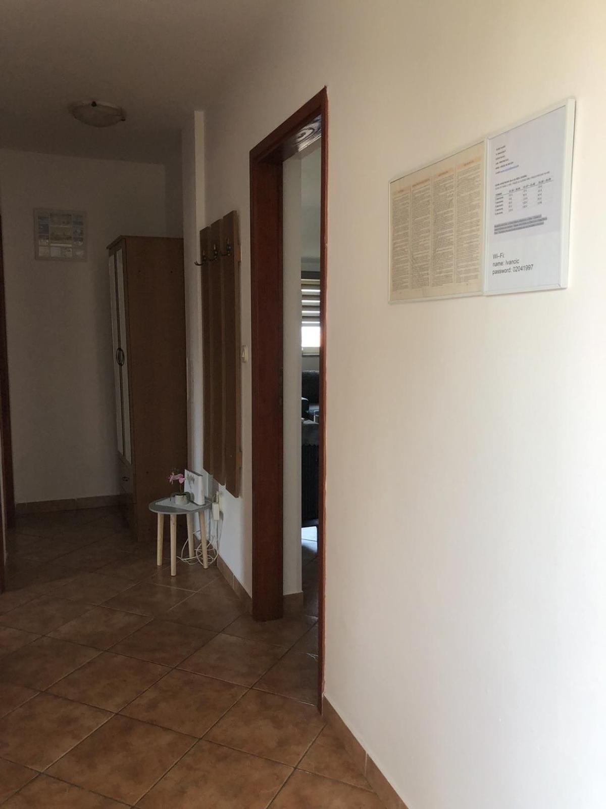 Apartman Sara Ровинь Экстерьер фото